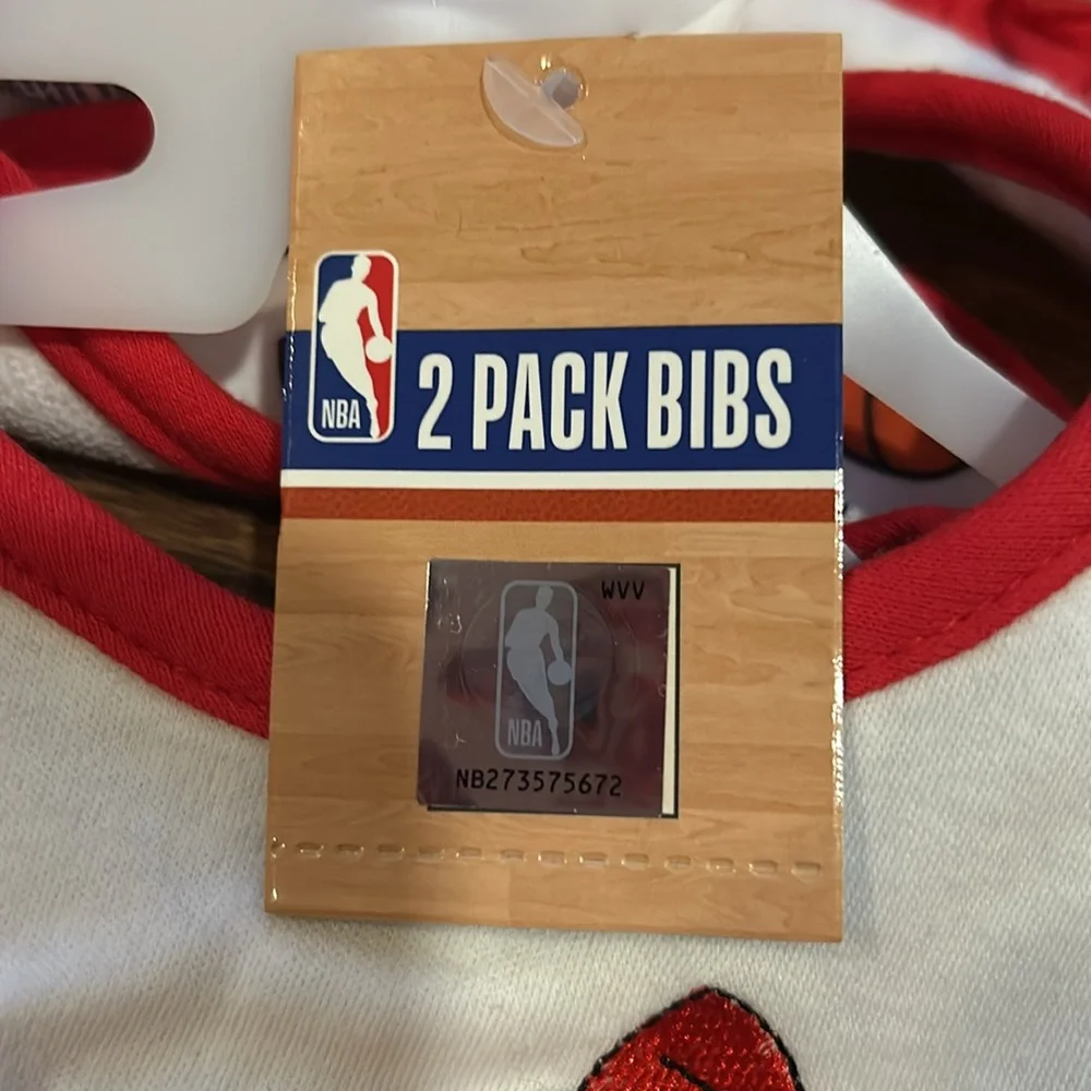 Chicago BULLS Two Pack NBA bib set - BOWS and BASKETBALL